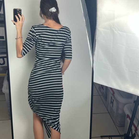 Witchery Women’s Dress Black White Striped Draped Asymmetric Half Sleeve Size 8 - Picture 5 of 13
